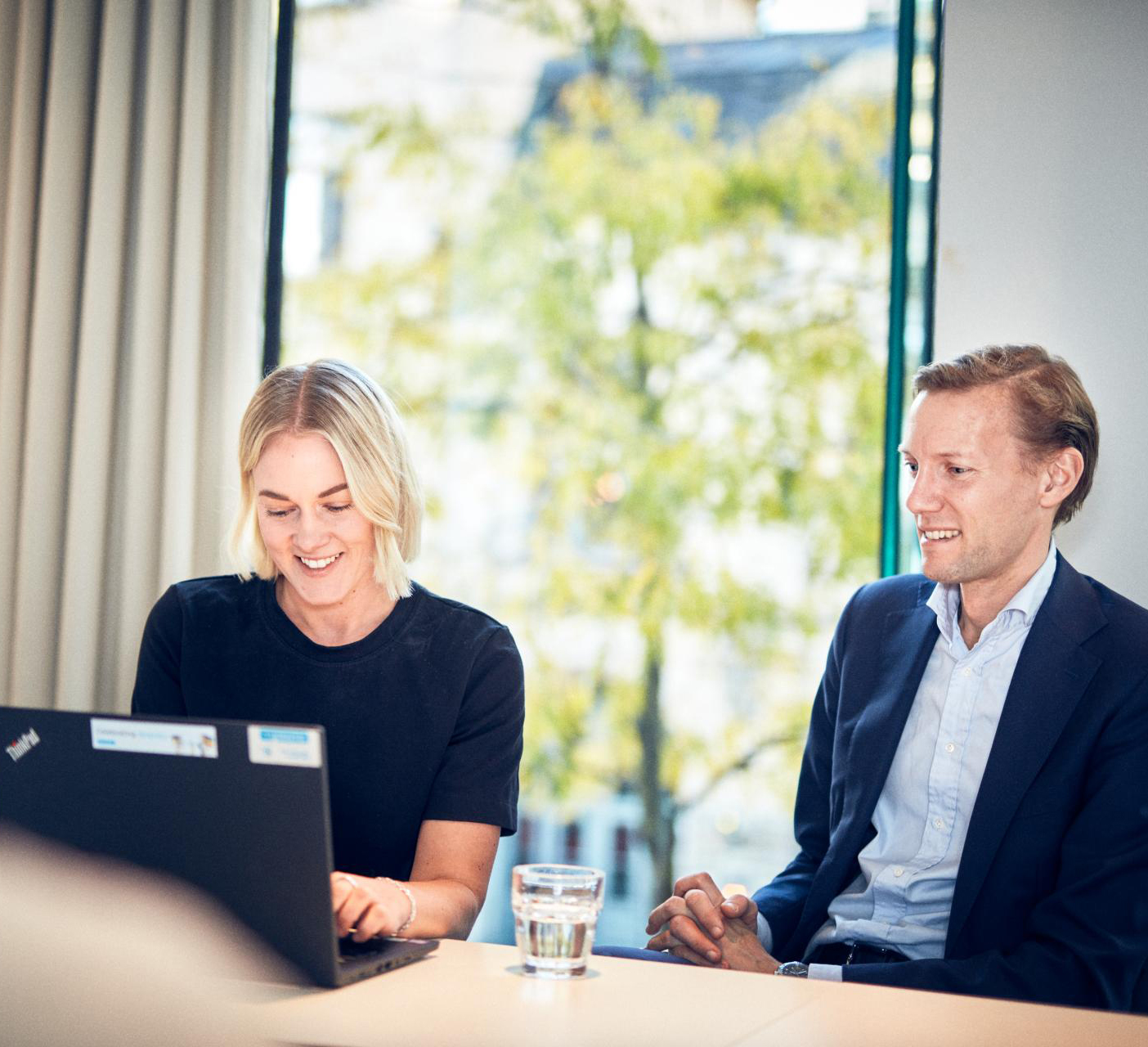Besprechung im Büro
